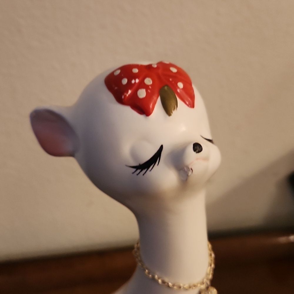 Vintage Napcoware Deer Figurine C-6800 - Picture 2 of 12